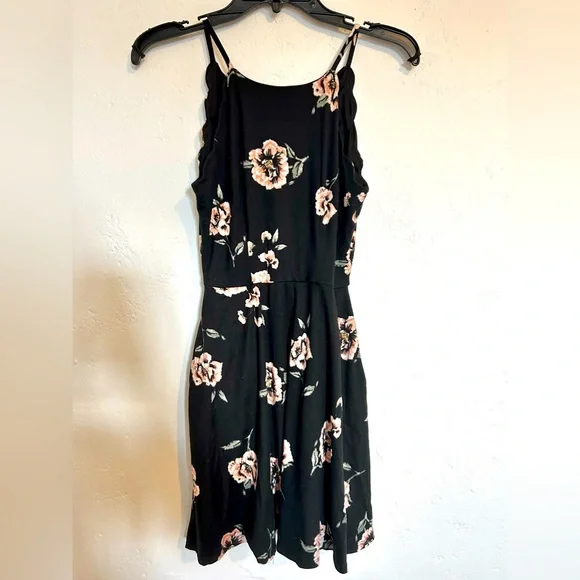 🩶Girls Flower Dress🖤 - Picture 1 of 8